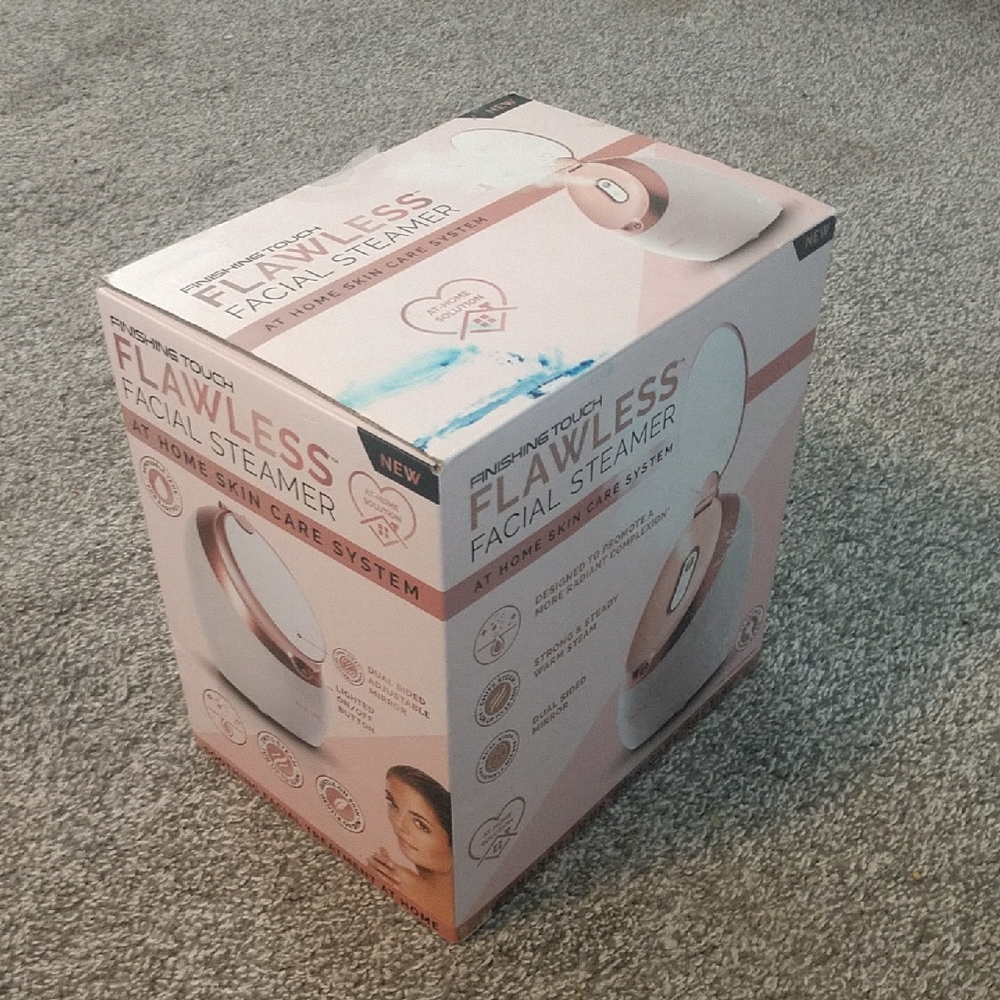 Finishing Touch Flawless Facial Steamer - Pink